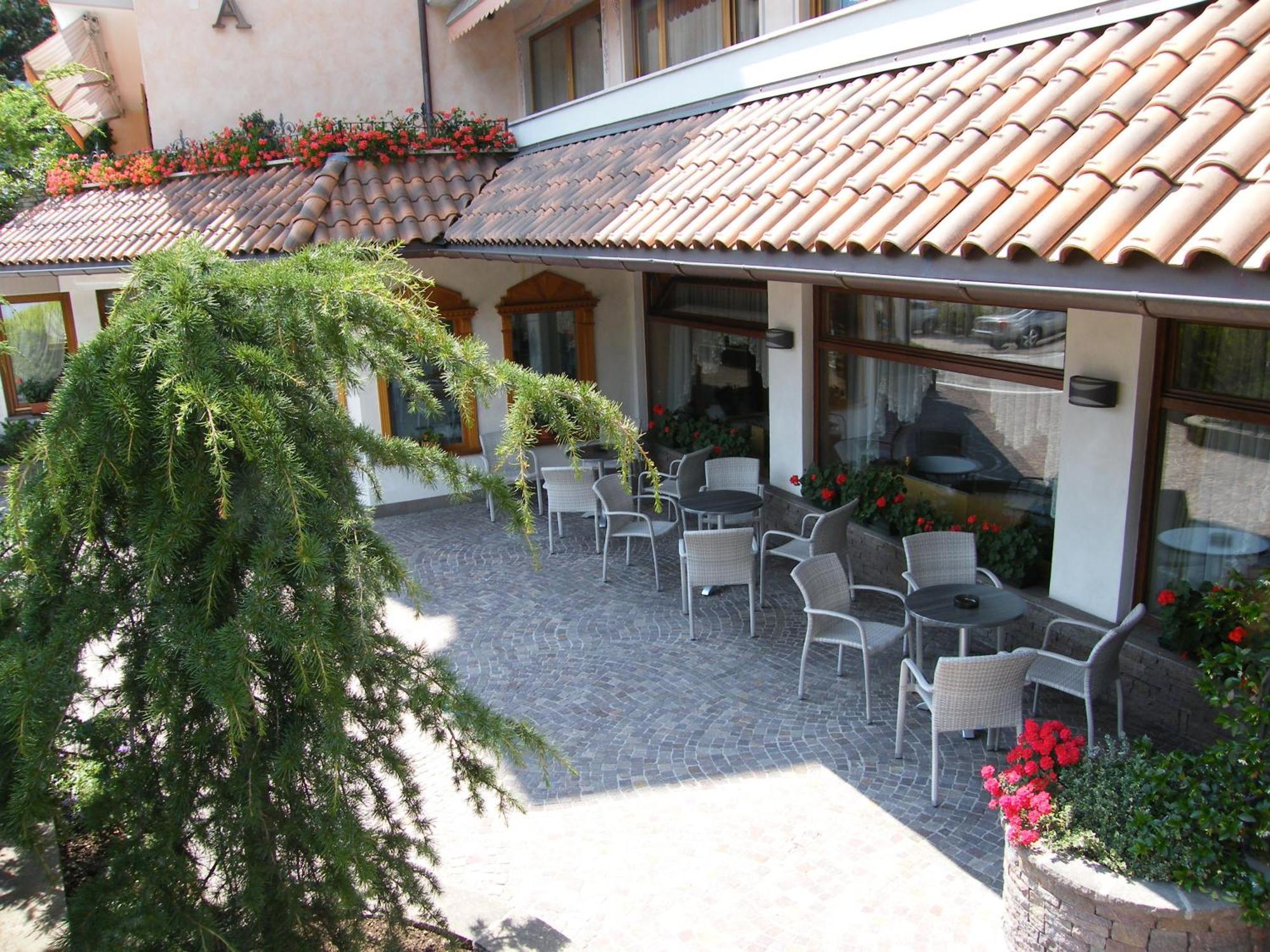 Hotel Panorama Molveno Esterno foto