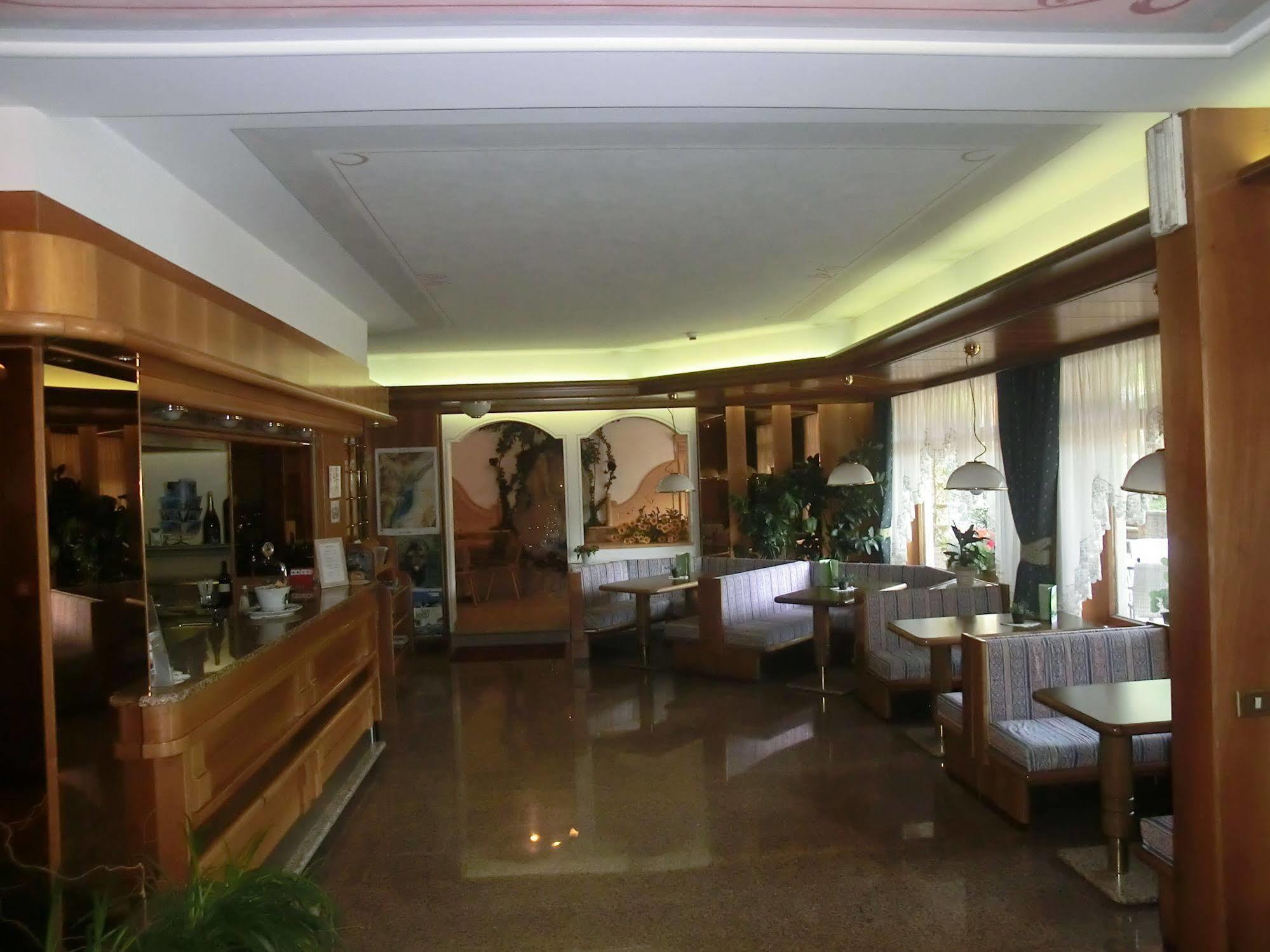 Hotel Panorama Molveno Esterno foto